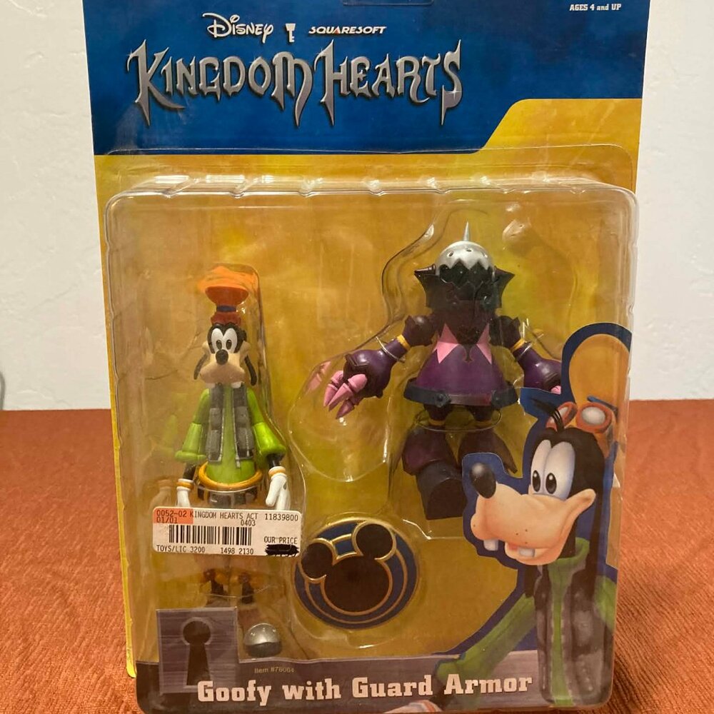 RARE Disney Kingdom Hearts Goofy with Guard Armor Series 1 Figure Mirage Toys